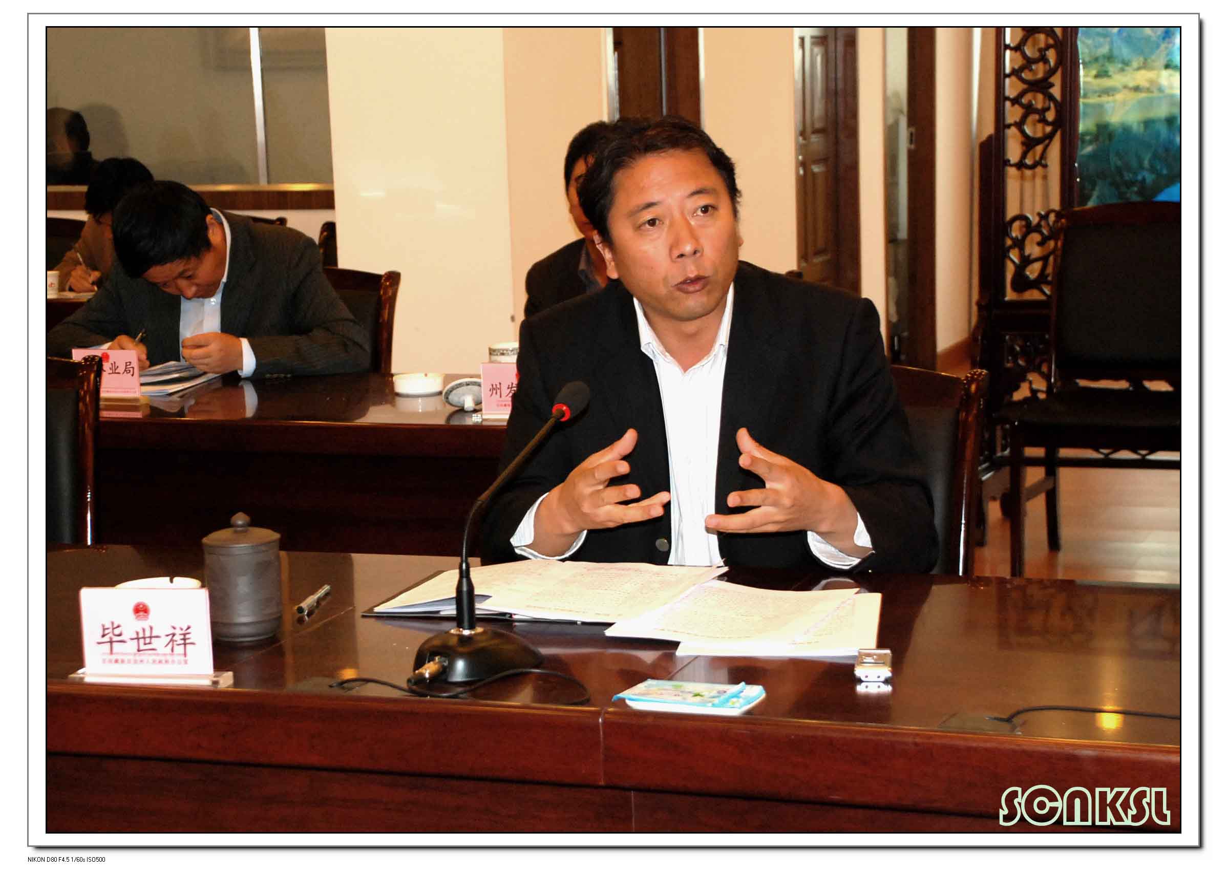 院党委书记院长李跃建率专家赴甘孜州考察院州科技合作工作